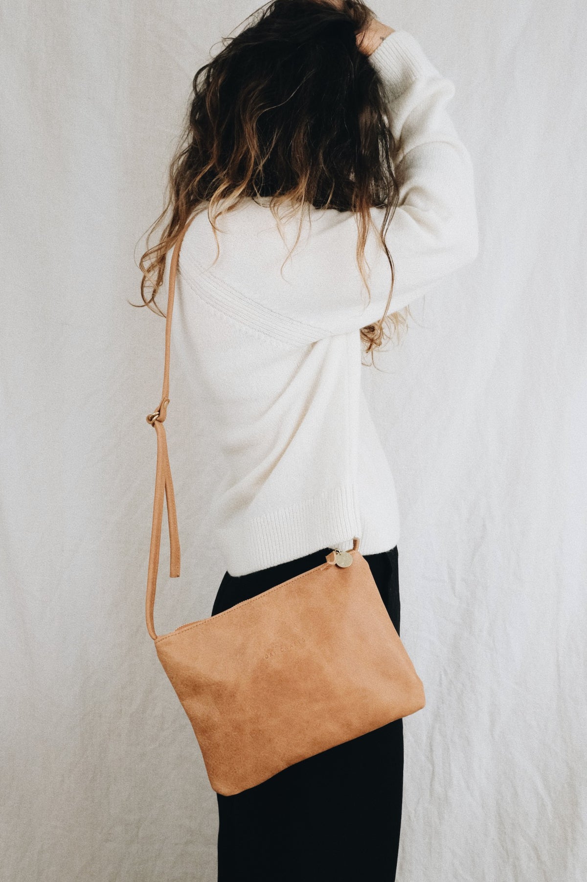 Bioleder Crossbody Bag AVA - schwarz