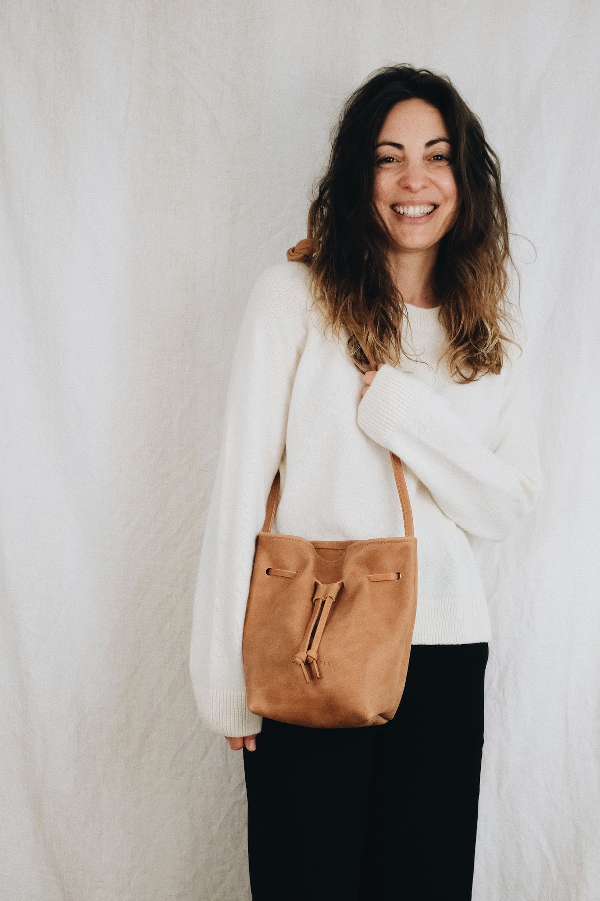 Bioleder Bucket Bag ULAH - schwarz