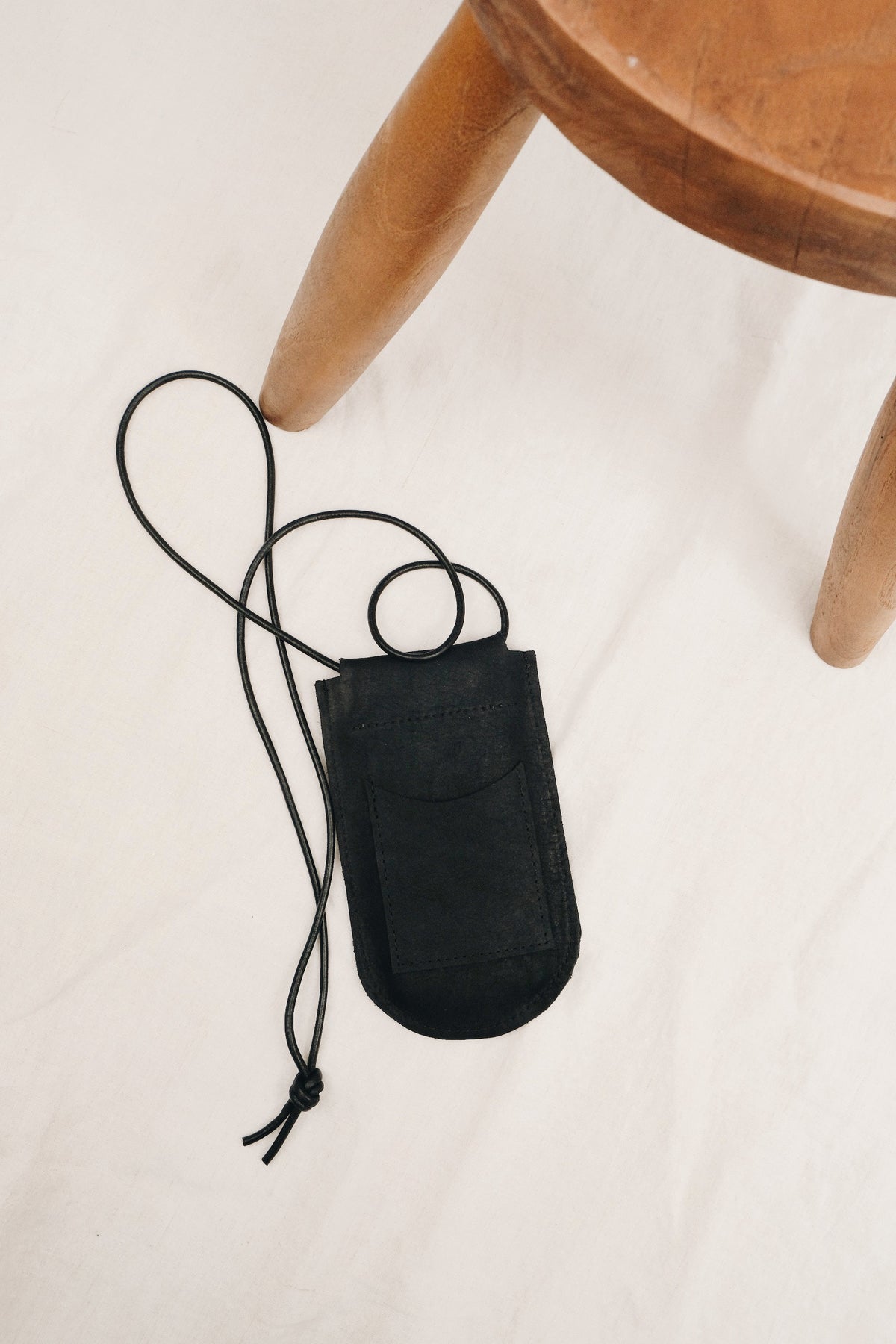 Bioleder Smartphonetasche ARC - schwarz