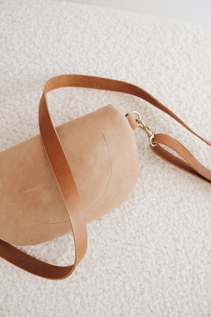Tasche aus Leder nachhaltig hergestellt von OAY Crafts