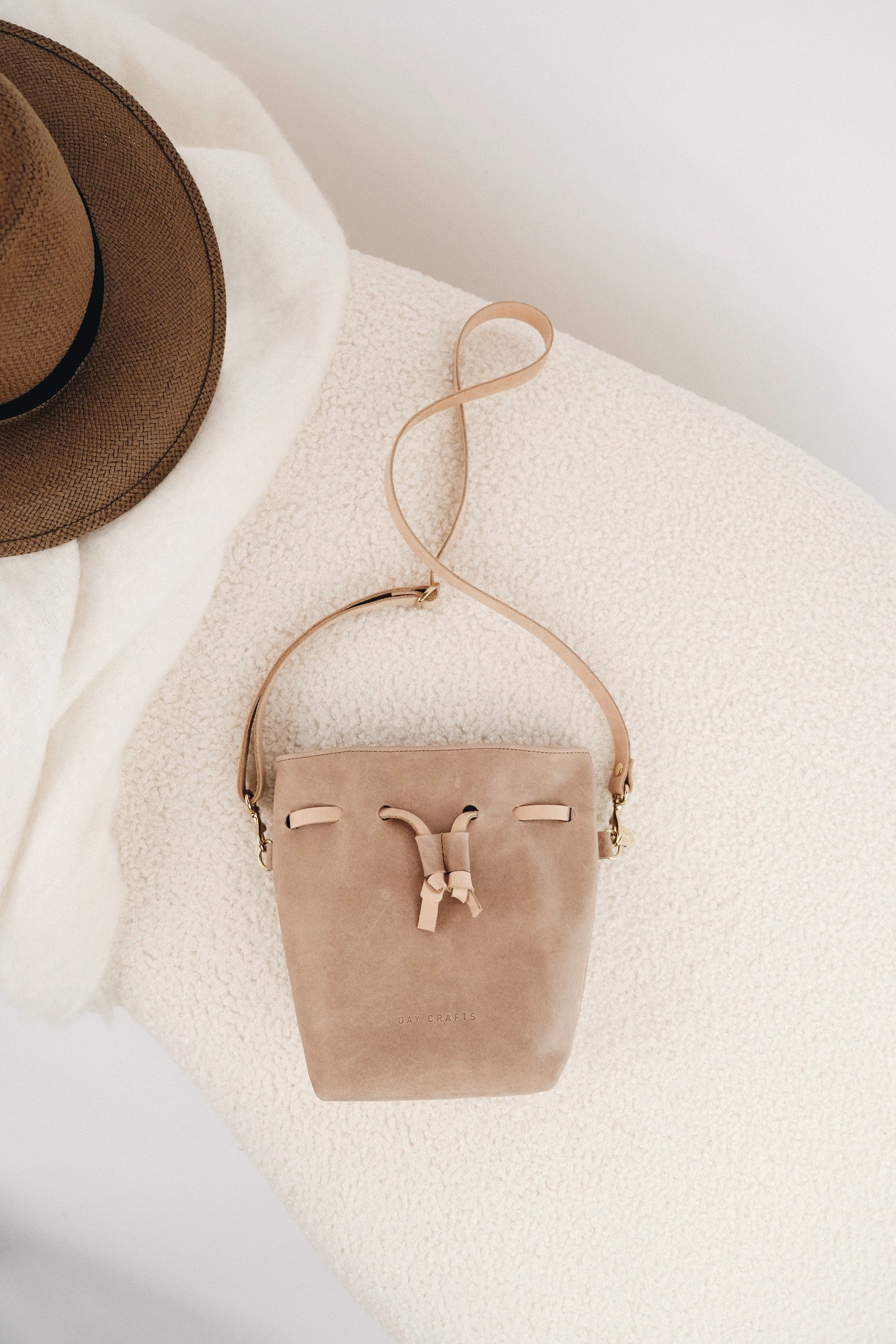 Sustainable Leather Bucket Bag  Minimalist Leather Bucket Bag – OAY Crafts