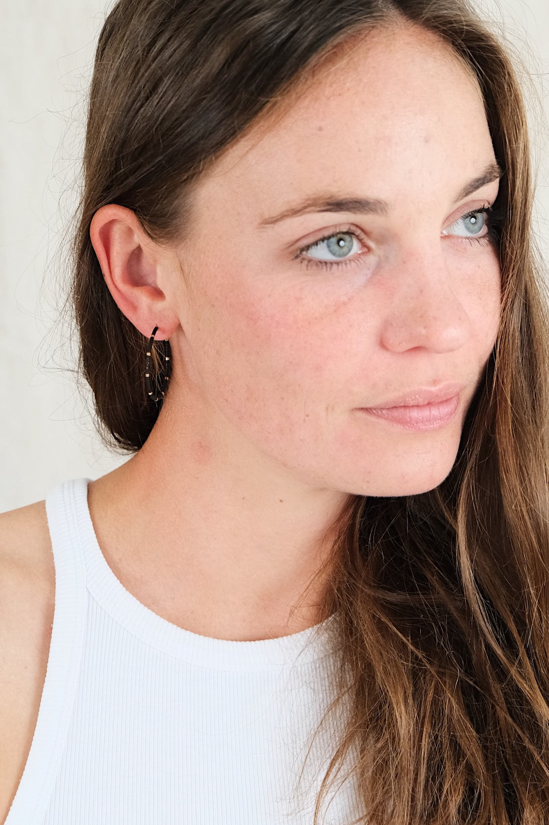 Echtgold Kreolen DOTS - schwarz