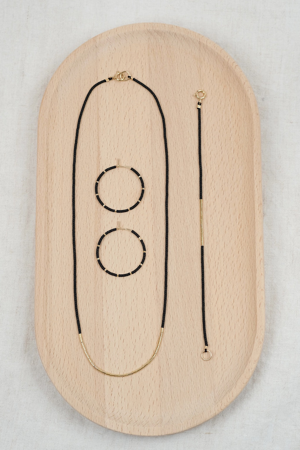 Echtgold Kreolen DOTS - schwarz